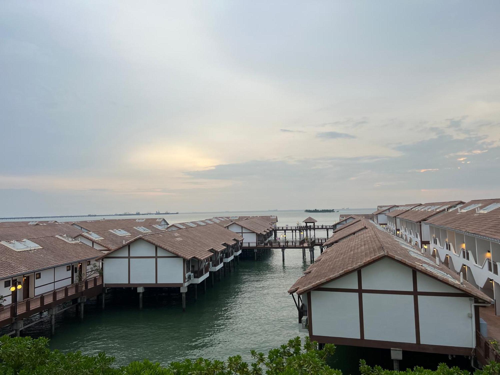 Water Chalet Pd Private Unit Port Dickson Exterior photo